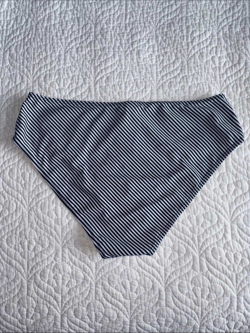 LikeNew Swim Bottoms Black Large - Picture 2 of 3